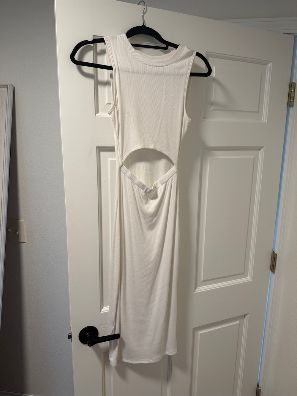 Amazon White Sleeveless Cutout Midi Dress